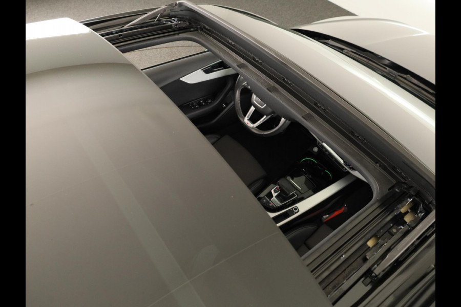 Audi A5 Sportback 35 TFSI S edition Competition 150pk | Panoramadak | Parkeercamera | Navigatie | S-line interieur |