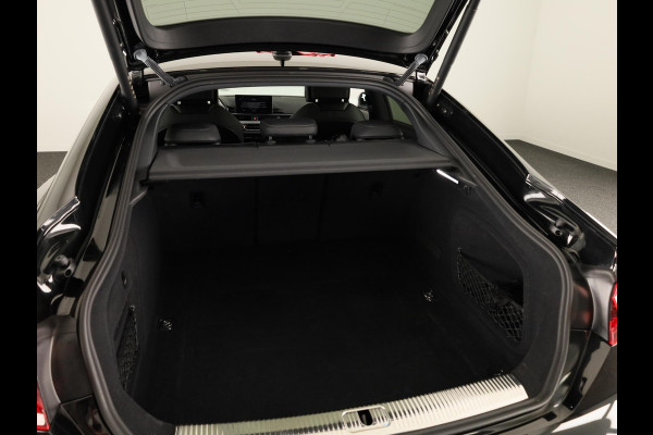 Audi A5 Sportback 35 TFSI S edition Competition 150pk | Panoramadak | Parkeercamera | Navigatie | S-line interieur |