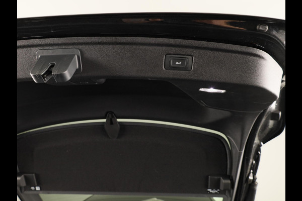 Audi A5 Sportback 35 TFSI S edition Competition 150pk | Panoramadak | Parkeercamera | Navigatie | S-line interieur |