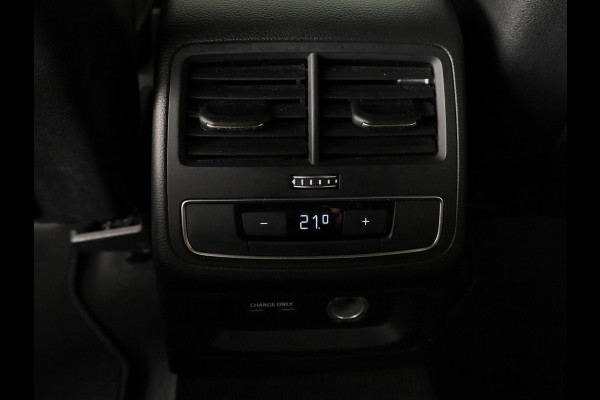 Audi A5 Sportback 35 TFSI S edition Competition 150pk | Panoramadak | Parkeercamera | Navigatie | S-line interieur |