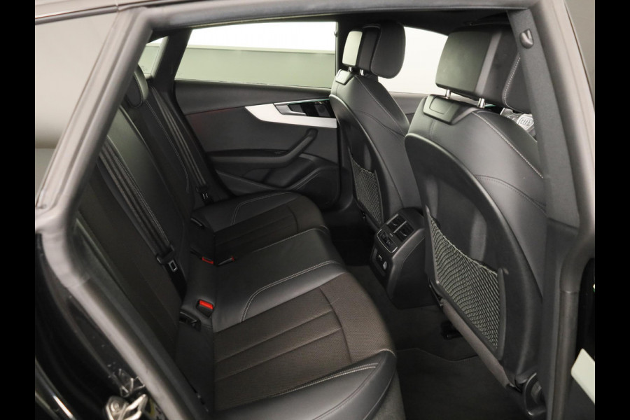 Audi A5 Sportback 35 TFSI S edition Competition 150pk | Panoramadak | Parkeercamera | Navigatie | S-line interieur |
