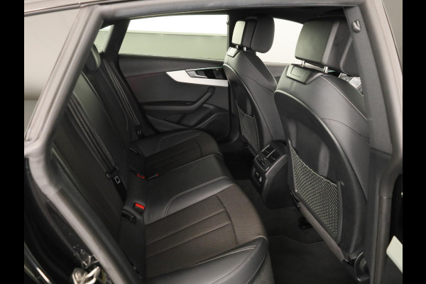 Audi A5 Sportback 35 TFSI S edition Competition 150pk | Panoramadak | Parkeercamera | Navigatie | S-line interieur |