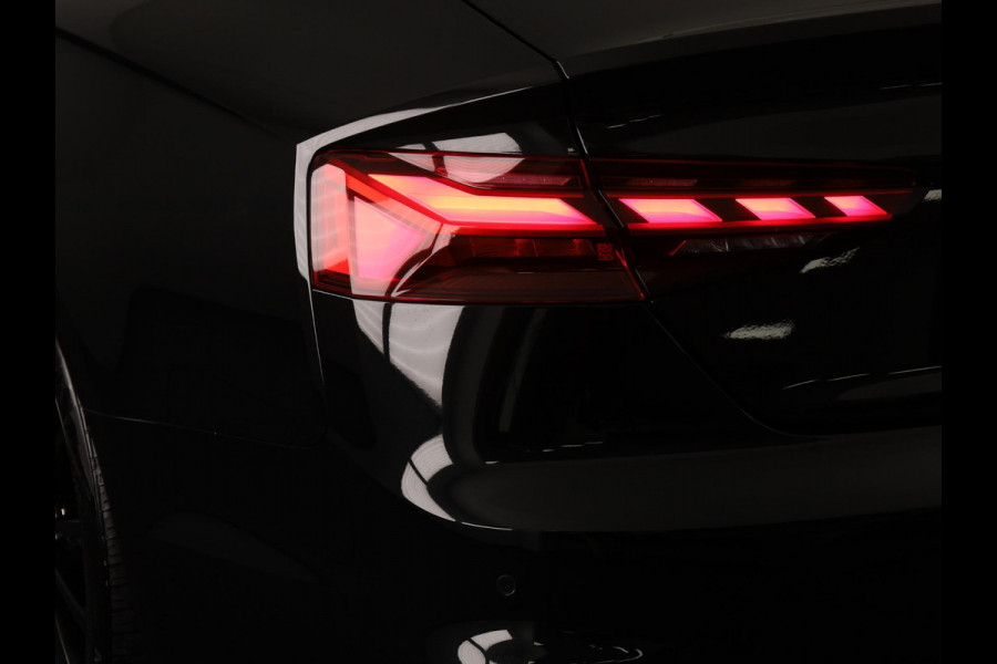 Audi A5 Sportback 35 TFSI S edition Competition 150pk | Panoramadak | Parkeercamera | Navigatie | S-line interieur |