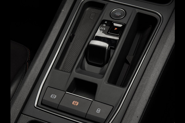 CUPRA Formentor 1.4 e-Hybrid Business | 95% SOH | Petrol Blue Matt | Sportstoelen + Memory | Camera | Winter Pack