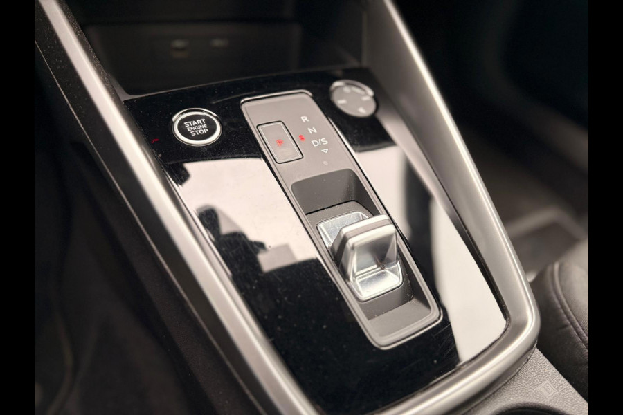 Audi A3 Sportback 35 TFSI S edition S-Line | Dealer onderH | Add cruise | Carplay | Dig Dash | StoelverW | Lane Ass | Etc