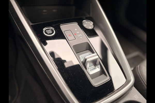 Audi A3 Sportback 35 TFSI S edition S-Line | Dealer onderH | Add cruise | Carplay | Dig Dash | StoelverW | Lane Ass | Etc