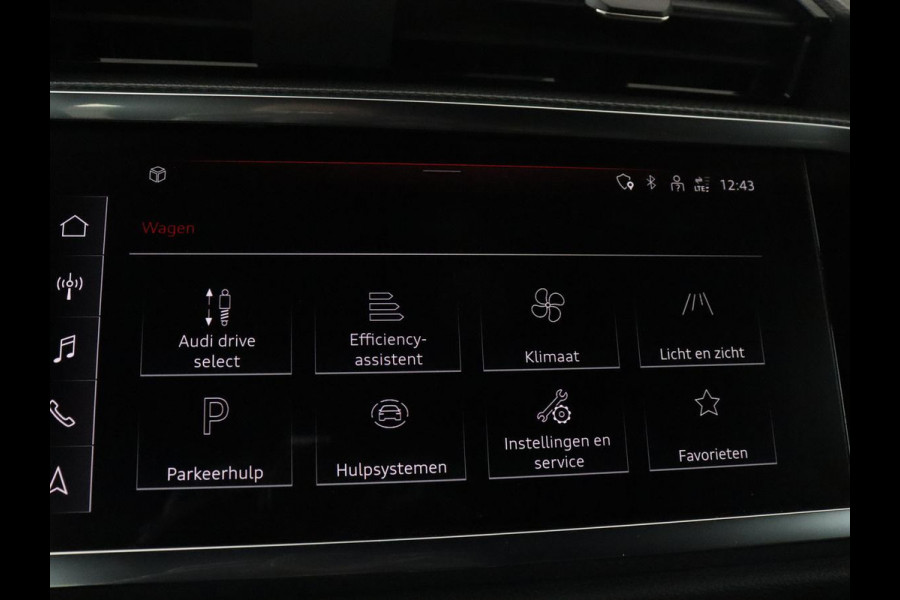 Audi Q3 Sportback 35 TFSI S Edition Camera | Adaptive cruise control | Carplay | Stoelverwarming | Elektrische kofferbak | S-Line |