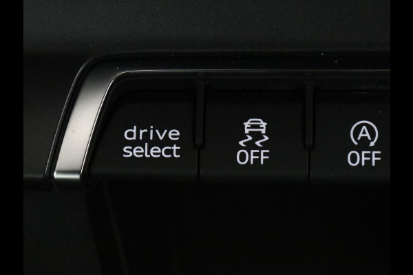 Audi Q3 Sportback 35 TFSI S Edition Camera | Adaptive cruise control | Carplay | Stoelverwarming | Elektrische kofferbak | S-Line |