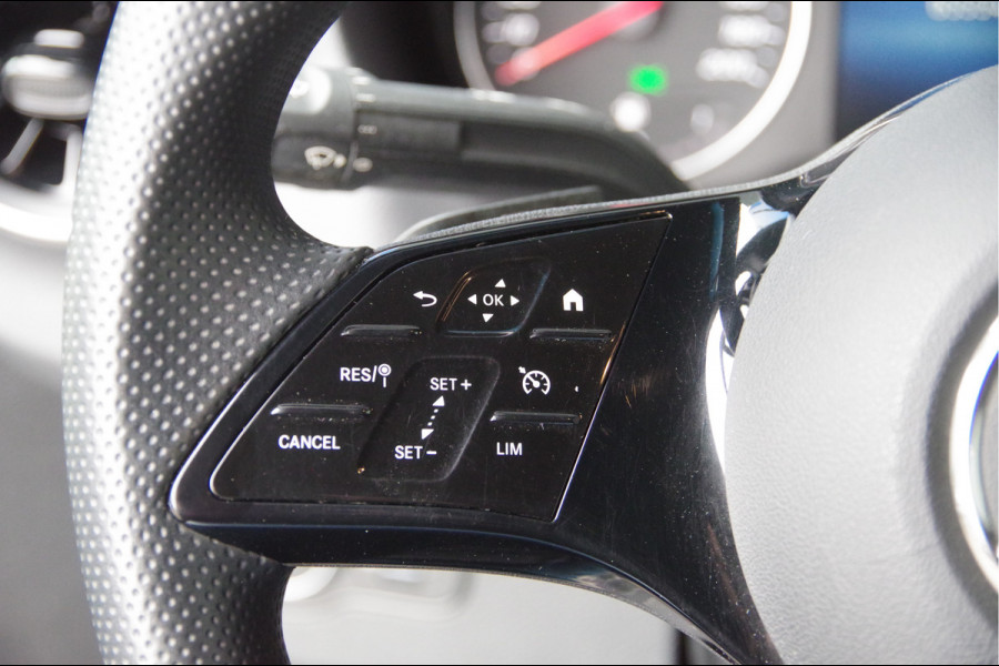 Mercedes-Benz Sprinter 317 1.9 CDI L2H2 3-ZITS, FACELIFT, AUT. LED, STOELVERWARMING, ZONNEKLEP, CAMERA, NAVI, CRUISE, CLIMA, PARKEERSENSOREN