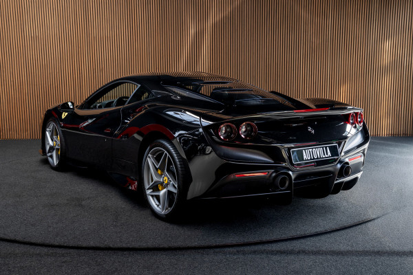 Ferrari F8 Tributo 3.9 V8 HELE