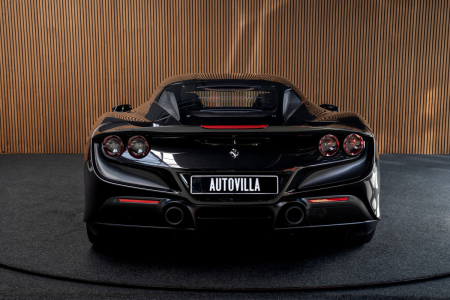 Ferrari F8 Tributo 3.9 V8 HELE