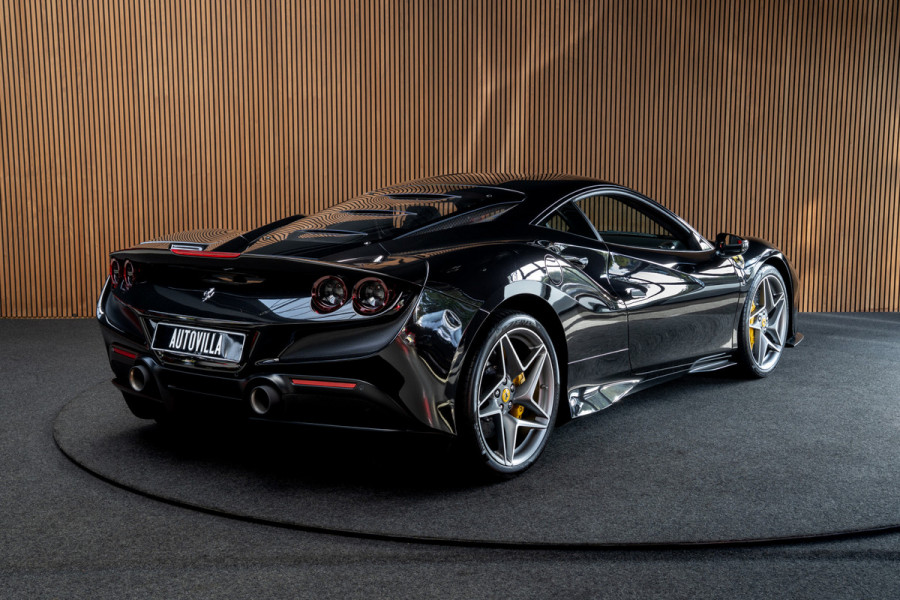 Ferrari F8 Tributo 3.9 V8 HELE