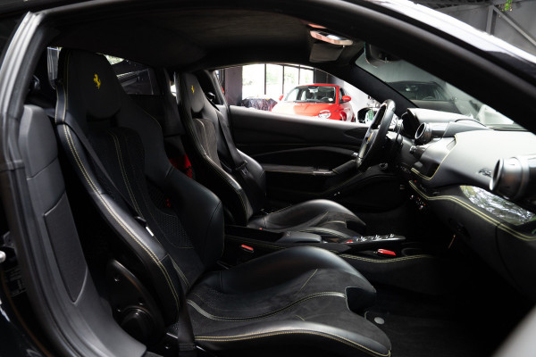 Ferrari F8 Tributo 3.9 V8 HELE