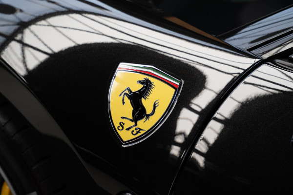 Ferrari F8 Tributo 3.9 V8 HELE