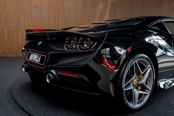 Ferrari F8 Tributo 3.9 V8 HELE