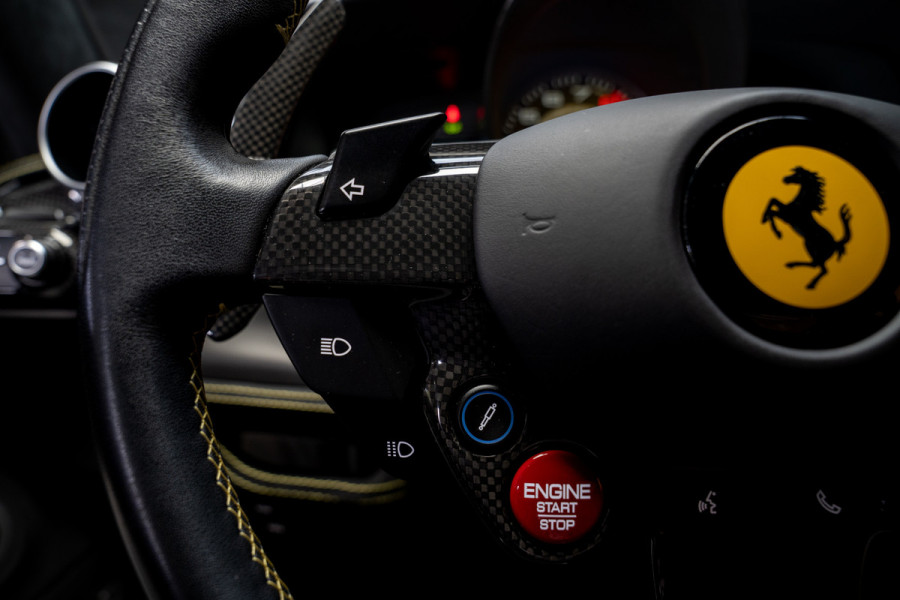 Ferrari F8 Tributo 3.9 V8 HELE
