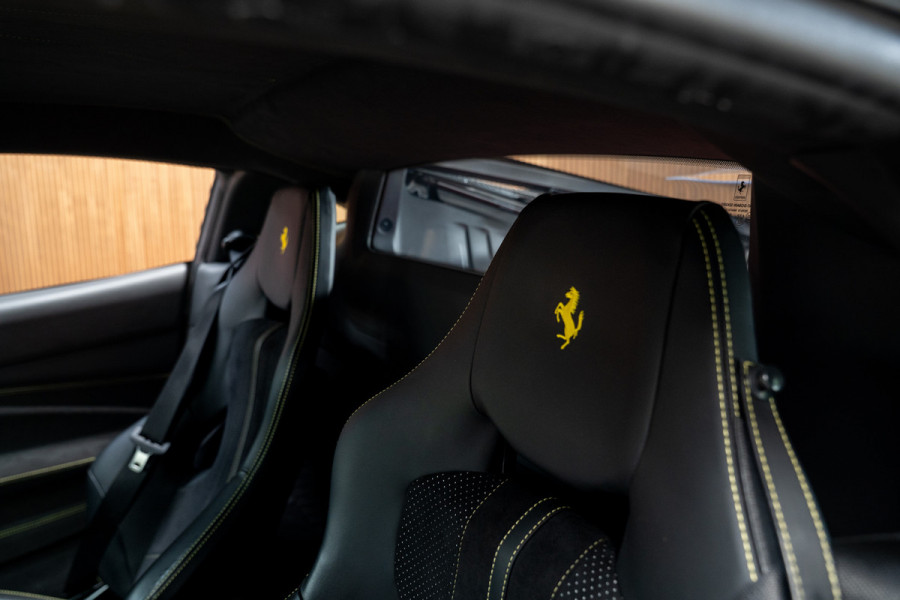 Ferrari F8 Tributo 3.9 V8 HELE