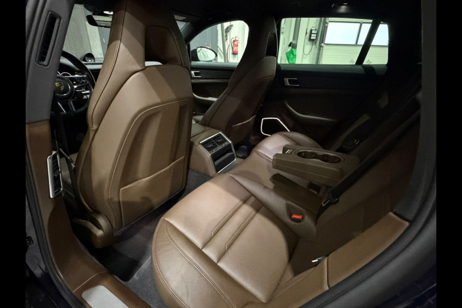 Porsche Panamera Sport Turismo 2.9 4 E-Hybrid / Goodwood Green / Inno Drive / Head up / Softclose / SOH 96.4