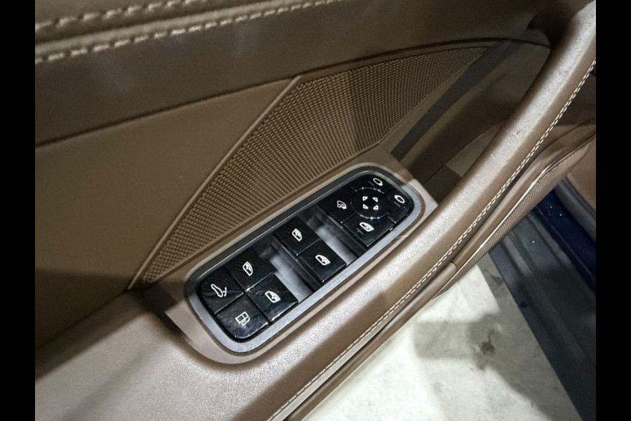 Porsche Panamera Sport Turismo 2.9 4 E-Hybrid / Goodwood Green / Inno Drive / Head up / Softclose / SOH 96.4