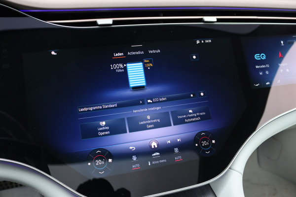 Mercedes-Benz EQS 450+ AMG Line 108 kWh | Luchtvering | Hyperscreen | Achterasbesturing | Distronic | Panoramadak | Elek. Achterstoelen | Camera | Keyless Go |