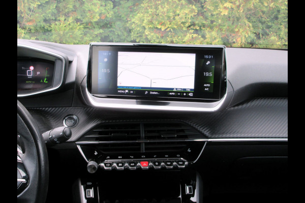 Peugeot 2008 1.2 PureTech Allure Automaat * Navi * Trekhaak *