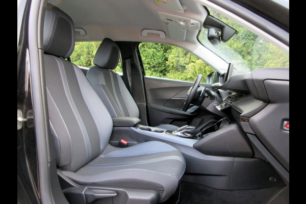 Peugeot 2008 1.2 PureTech Allure Automaat * Navi * Trekhaak *