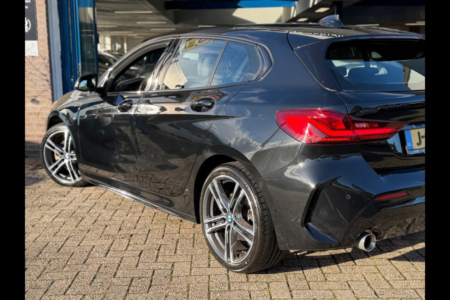 BMW 1-serie 118i Executive Edition 2020 AUT NAVI NAP 1e Eig!