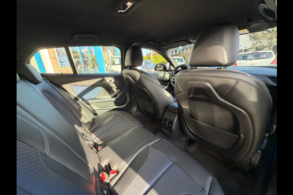 BMW 1-serie 118i Executive Edition 2020 AUT NAVI NAP 1e Eig!