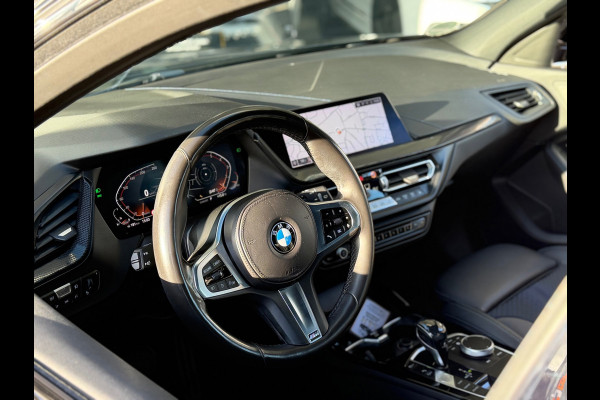 BMW 1-serie 118i Executive Edition 2020 AUT NAVI NAP 1e Eig!