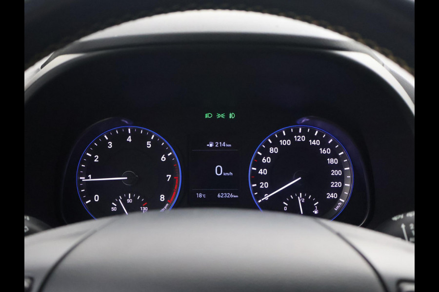 Hyundai Kona 1.0T FASHION + TREKHAAK | CAMERA | APPLE CARPLAY | ANDROID AUTO | 18 INCH LMV