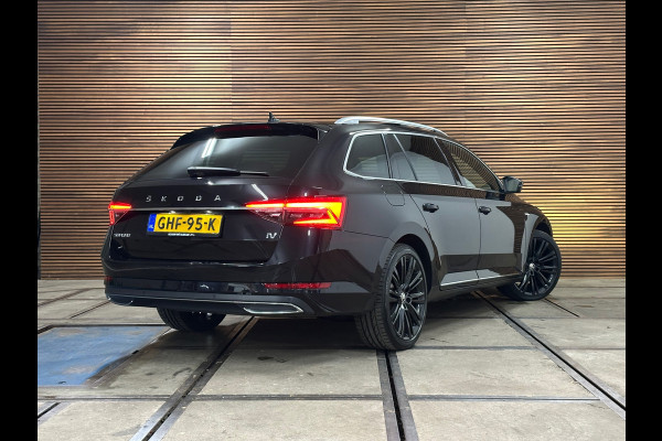 Škoda Superb Combi 1.4 TSI iV Laurin & Klement | Panoramadak | Carplay | Verwarmbare/Ventilatie stoelen | 360° Camera | Leder| ACC