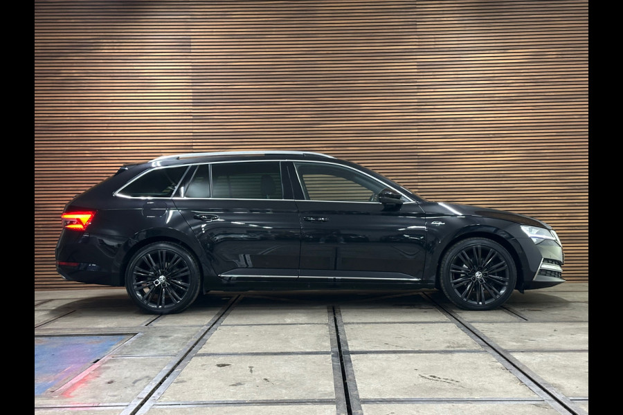 Škoda Superb Combi 1.4 TSI iV Laurin & Klement | Panoramadak | Carplay | Verwarmbare/Ventilatie stoelen | 360° Camera | Leder| ACC