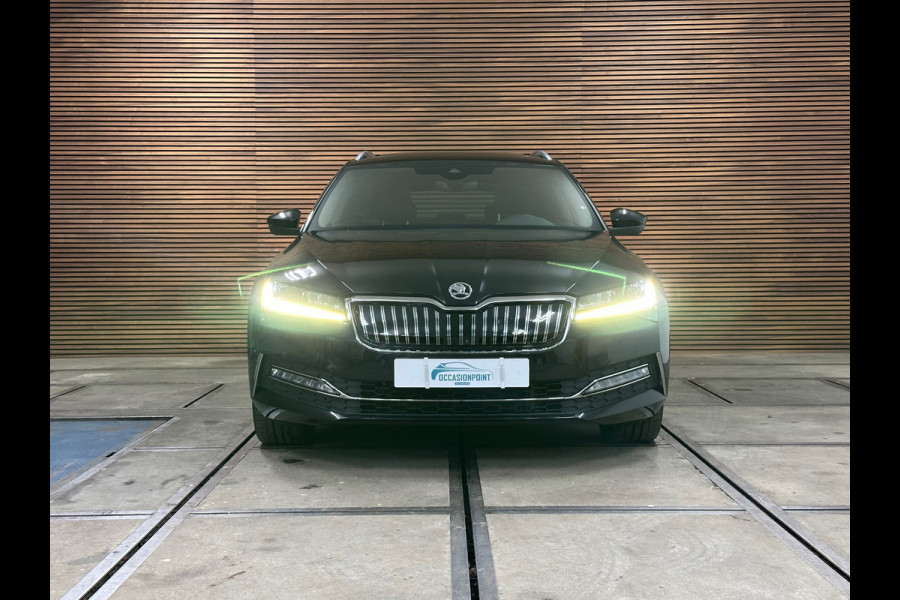 Škoda Superb Combi 1.4 TSI iV Laurin & Klement | Panoramadak | Carplay | Verwarmbare/Ventilatie stoelen | 360° Camera | Leder| ACC