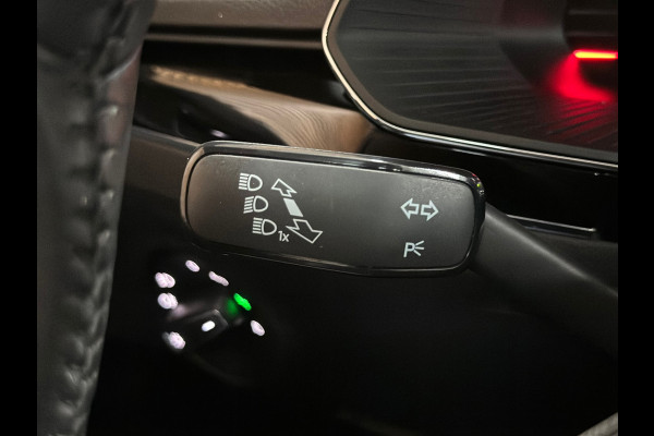 Škoda Superb Combi 1.4 TSI iV Laurin & Klement | Panoramadak | Carplay | Verwarmbare/Ventilatie stoelen | 360° Camera | Leder| ACC