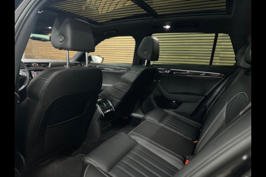 Škoda Superb Combi 1.4 TSI iV Laurin & Klement | Panoramadak | Carplay | Verwarmbare/Ventilatie stoelen | 360° Camera | Leder| ACC