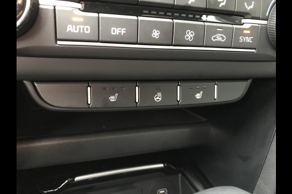 Kia Ceed Sportswagon 1.5 DynamicPlusLine Aut. 7 JAAR GARANTIE