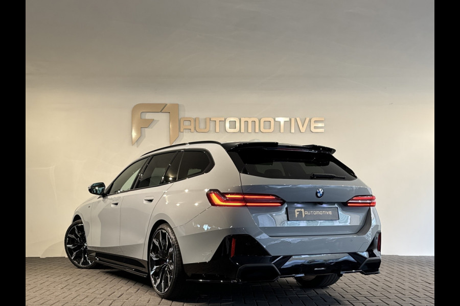 BMW 5 Serie Touring 520i M Pano|H/K|BlindSpot|Maxton|Trekhaak|Sfeer|Camera