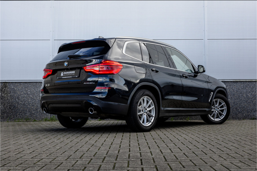 BMW X3 xDrive30e Business Edition Plus Panorama dak / Leder / Carplay / Android Auto /