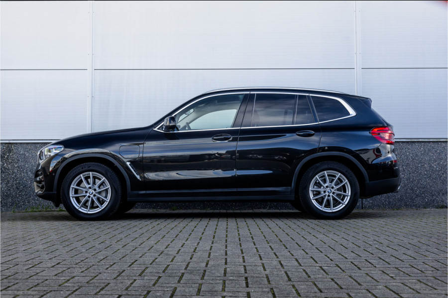 BMW X3 xDrive30e Business Edition Plus Panorama dak / Leder / Carplay / Android Auto /