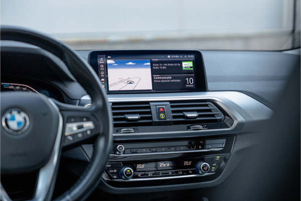 BMW X3 xDrive30e Business Edition Plus Panorama dak / Leder / Carplay / Android Auto /