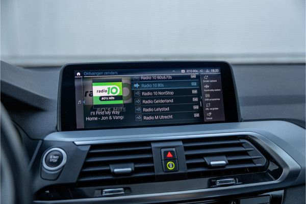 BMW X3 xDrive30e Business Edition Plus Panorama dak / Leder / Carplay / Android Auto /