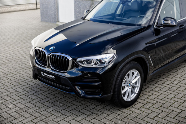 BMW X3 xDrive30e Business Edition Plus Panorama dak / Leder / Carplay / Android Auto /