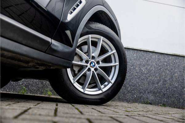 BMW X3 xDrive30e Business Edition Plus Panorama dak / Leder / Carplay / Android Auto /