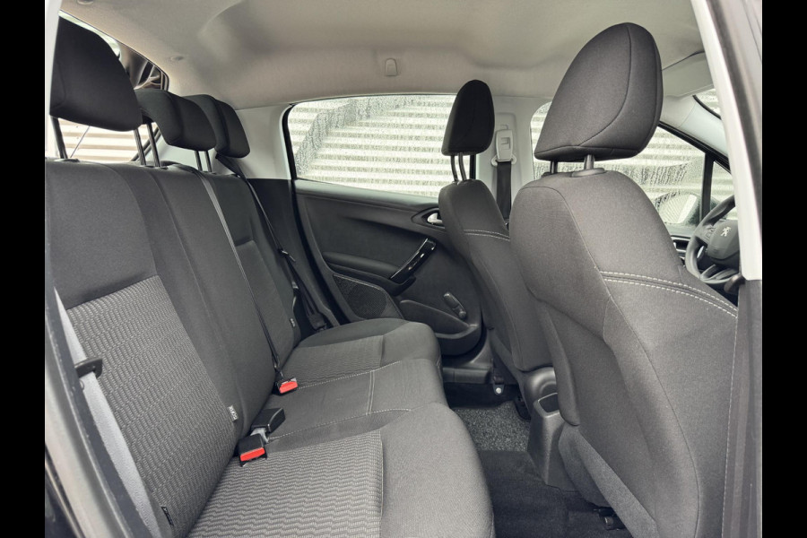 Peugeot 208 1.2 PureTech Active Navi|D-riem vv in 2024|Airco|Cruise|N.A.P|APK tot 09-2027