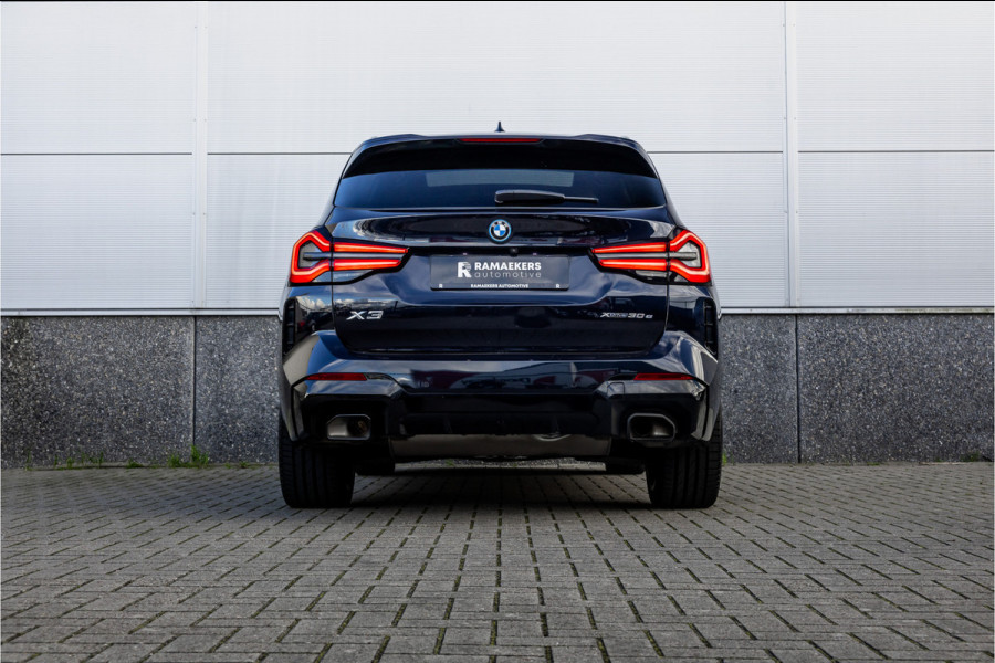 BMW X3 xDrive30e High Executive M-Sport Panorama / Electrische stoel / Trekhaak / Camera /
