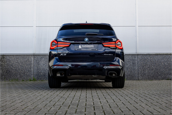 BMW X3 xDrive30e High Executive M-Sport Panorama / Electrische stoel / Trekhaak / Camera /