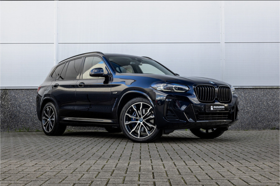 BMW X3 xDrive30e High Executive M-Sport Panorama / Electrische stoel / Trekhaak / Camera /