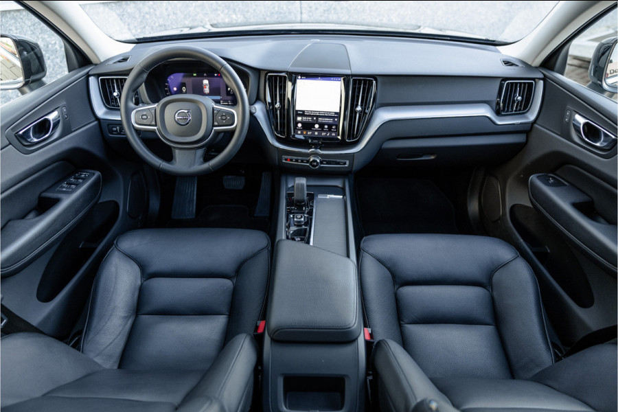 Volvo XC60 2.0 Recharge T6 AWD Panorama dak / Camera / Leder / Carplay / Android