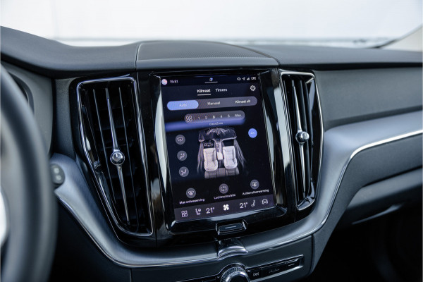Volvo XC60 2.0 Recharge T6 AWD Panorama dak / Camera / Leder / Carplay / Android