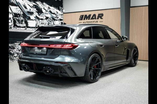 Audi A5 Avant RS 5 e-hybrid quattro Vol uitgevoerde RS5 Daytona grey met Vossen 22 inch!!!!